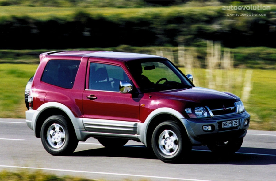 MITSUBISHI Pajero 3 Doors