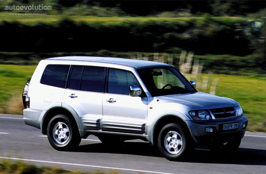 MITSUBISHI Pajero 5 Doors