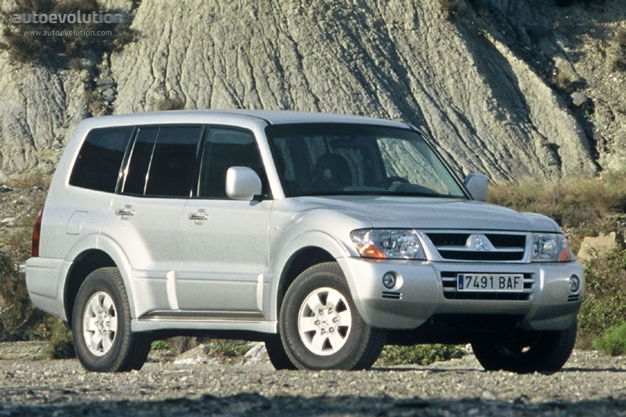 MITSUBISHI Pajero 5 Doors