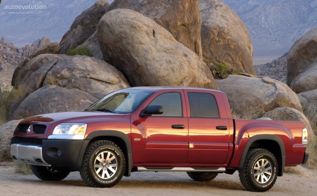 MITSUBISHI Raider Crew Cab