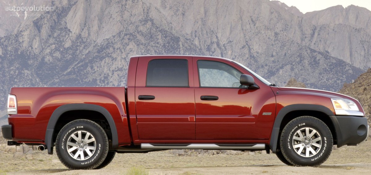 Mitsubishi Raider Crew Cab photo 3