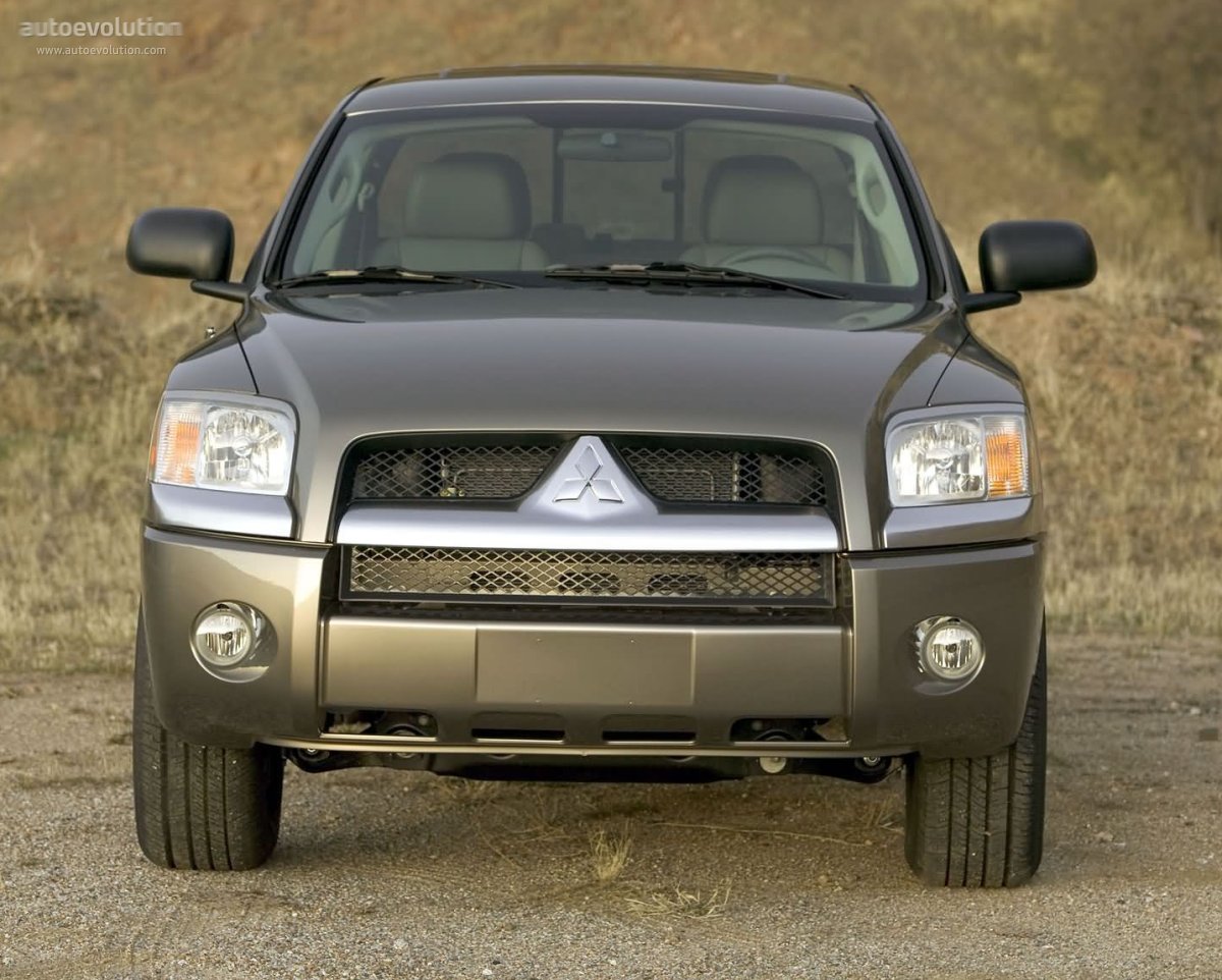 Mitsubishi Raider Double Cab photo 3