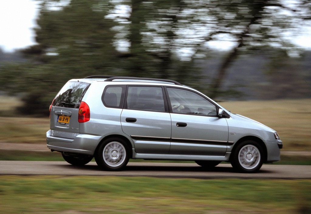 Mitsubishi Space Star photo 7