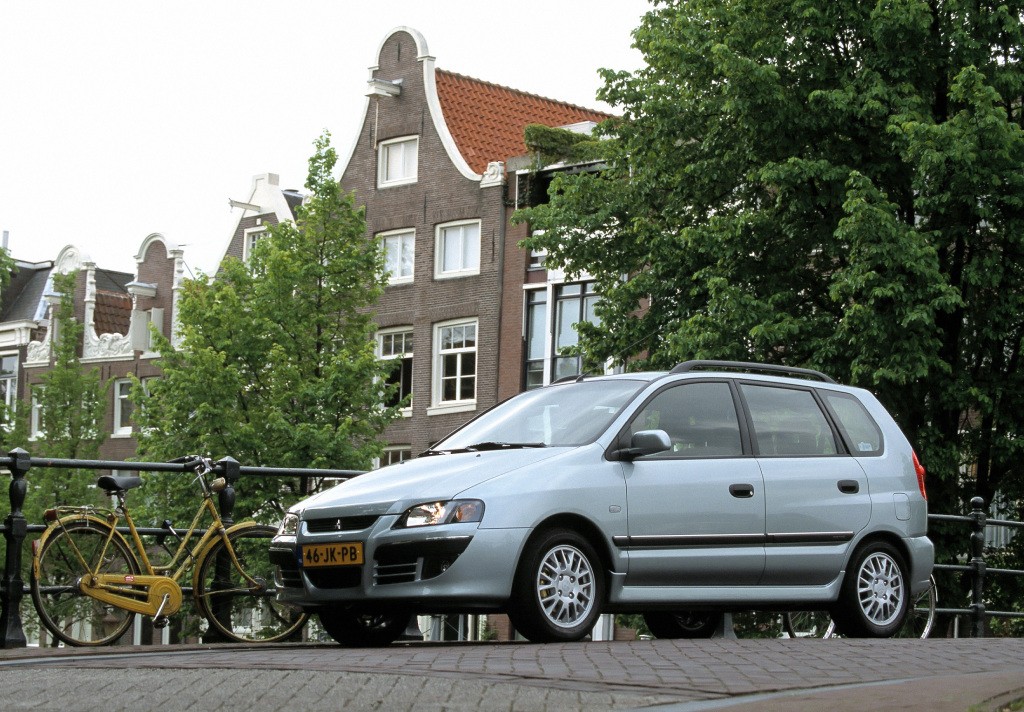 Mitsubishi Space Star photo 6