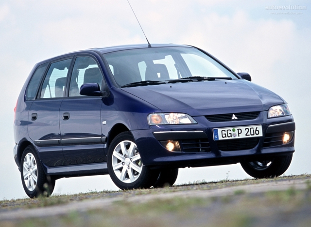 Mitsubishi Space Star photo 1