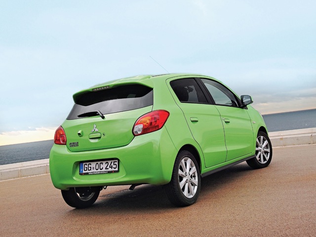 Mitsubishi Space Star photo 1