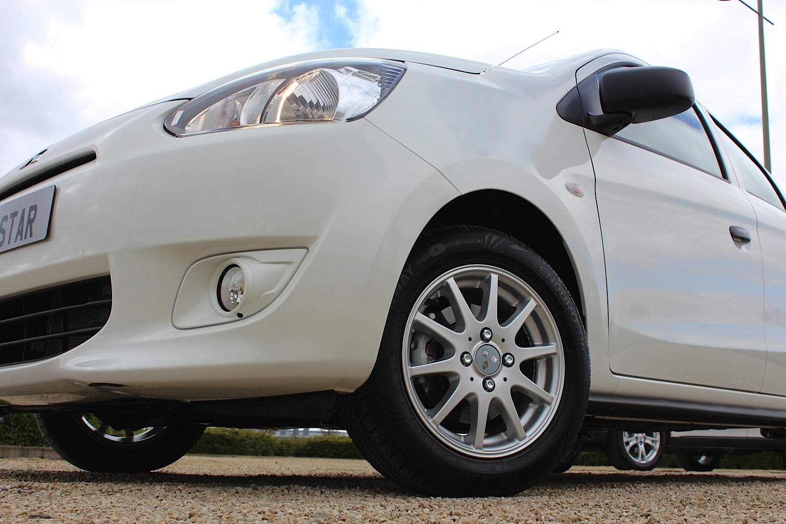 Mitsubishi Space Star photo 10