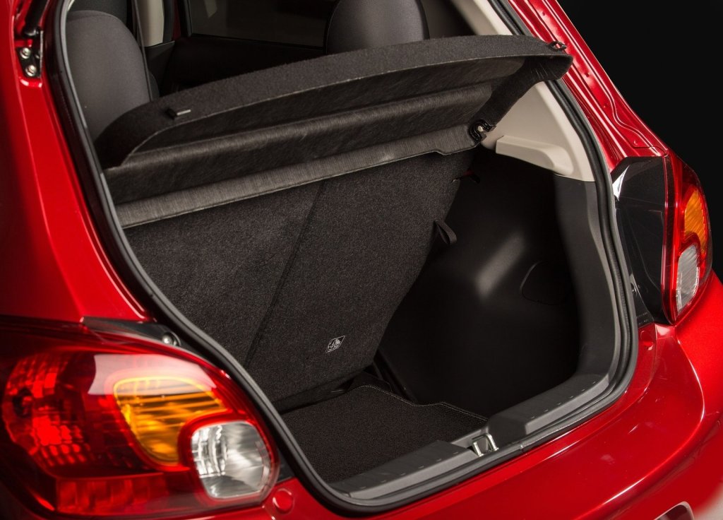 Mitsubishi Space Star photo 21