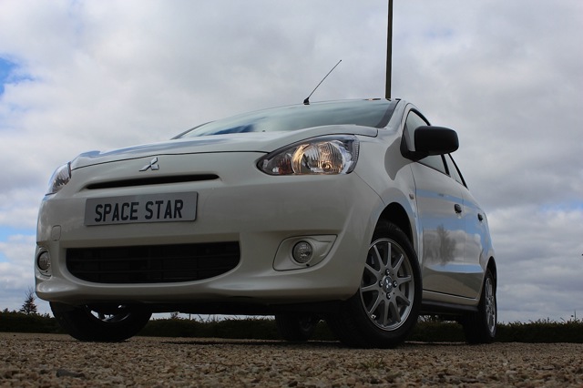 Mitsubishi Space Star photo 9