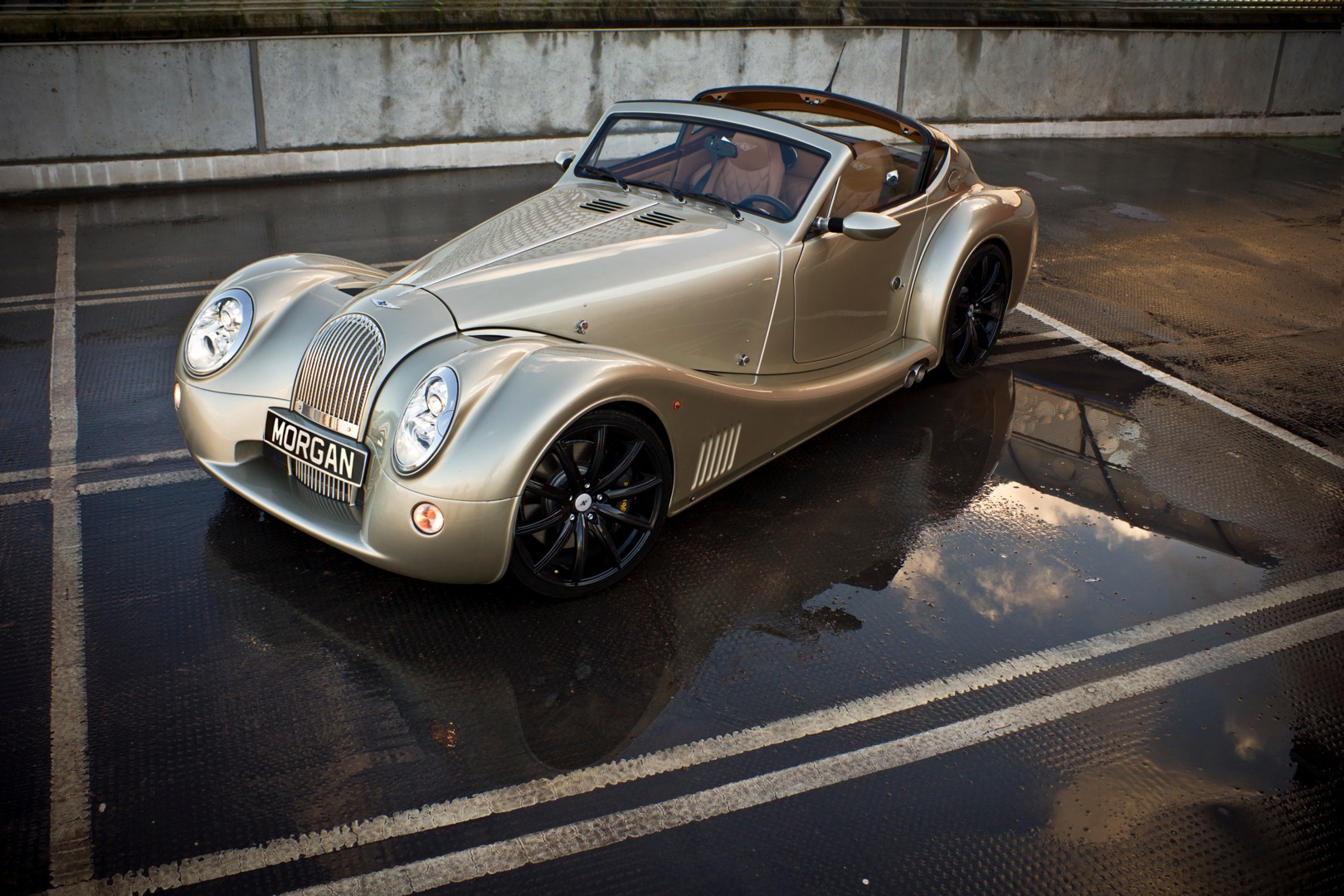 Morgan Aero Supersports photo 3