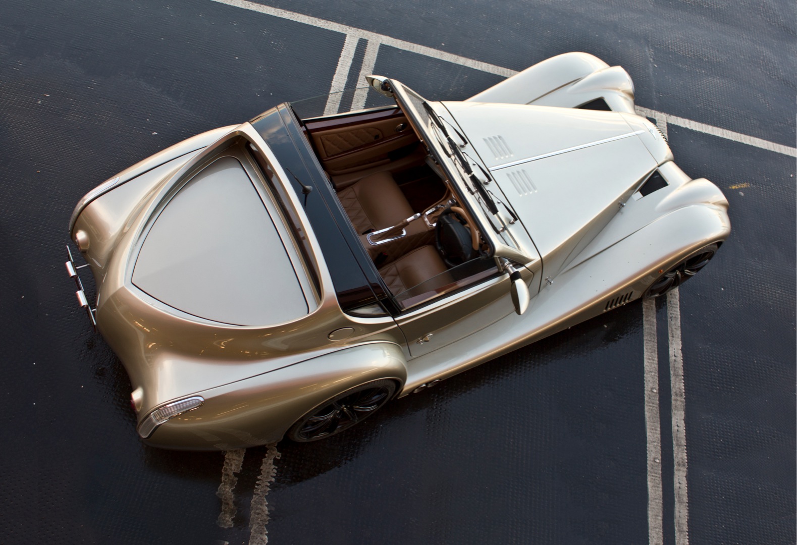 Morgan Aero Supersports photo 4