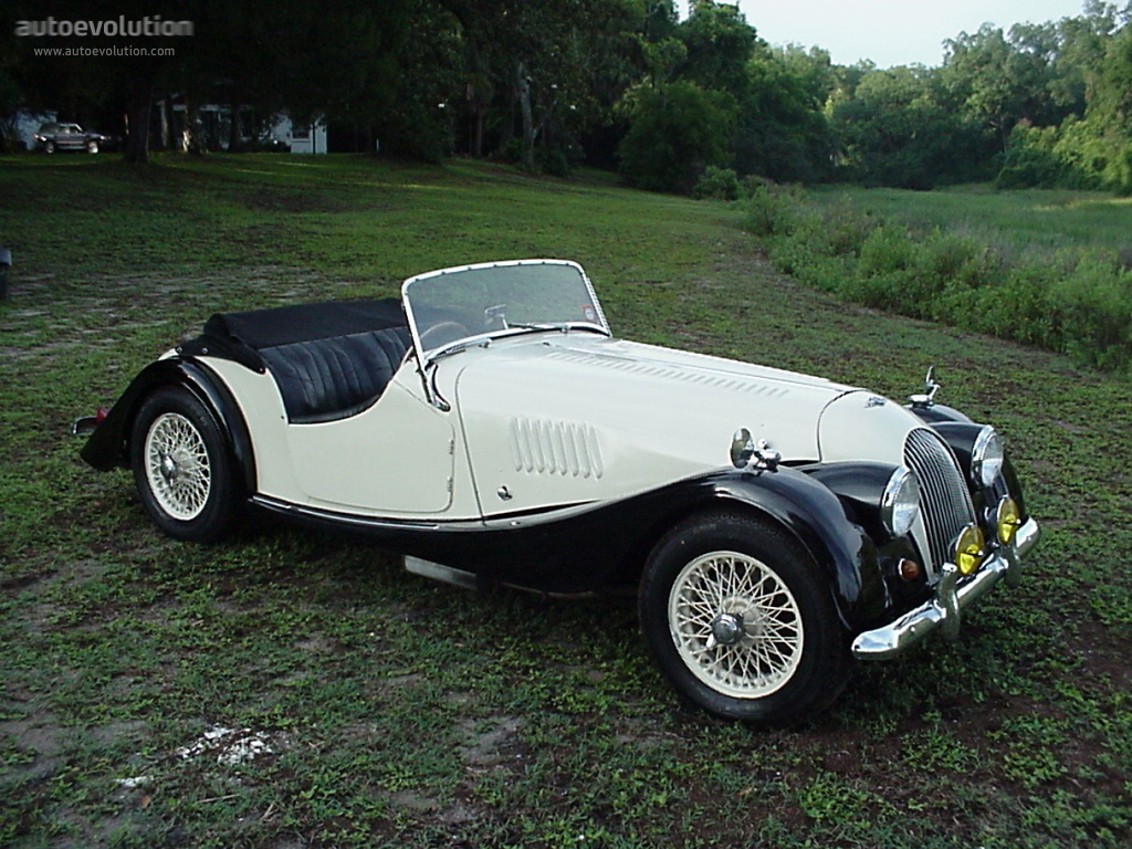 Morgan Plus 4 photo 2