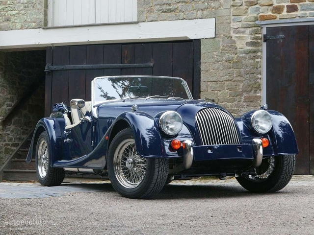 Morgan Plus 4 photo 3