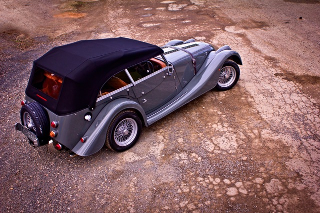 Morgan Plus 4 photo 2