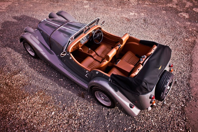 Morgan Plus 4 photo 3