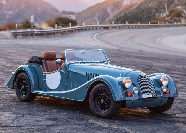 Morgan Plus 4 photo 7