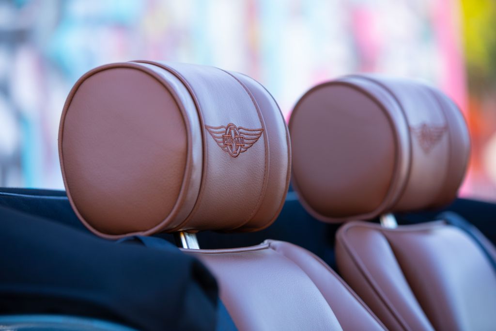 Morgan Plus 4 photo 26