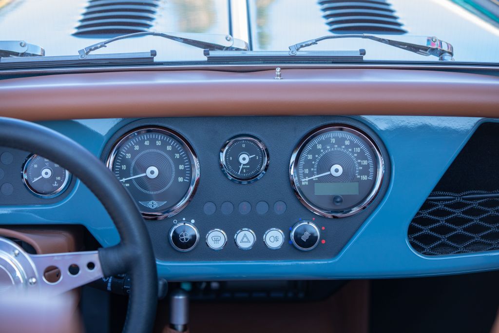 Morgan Plus 4 photo 28