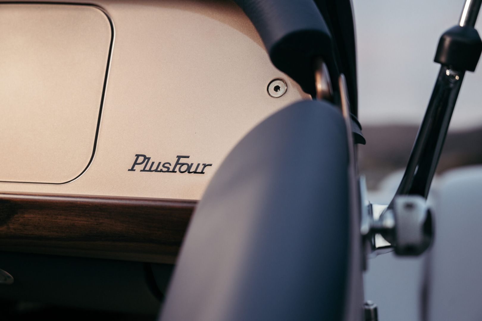 Morgan Plus 4 photo 26