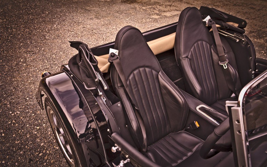 Morgan Plus 8 photo 4