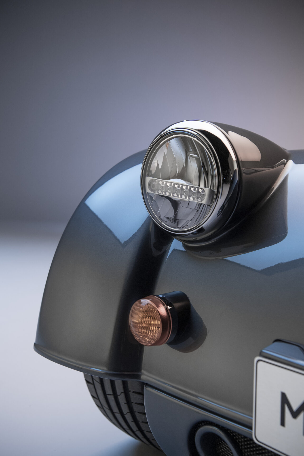 Morgan Plus Six photo 16