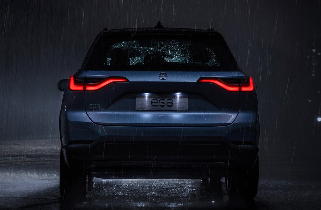 Nio Es8 photo 2