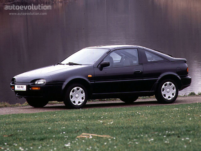 Nissan 100 Nx photo 1