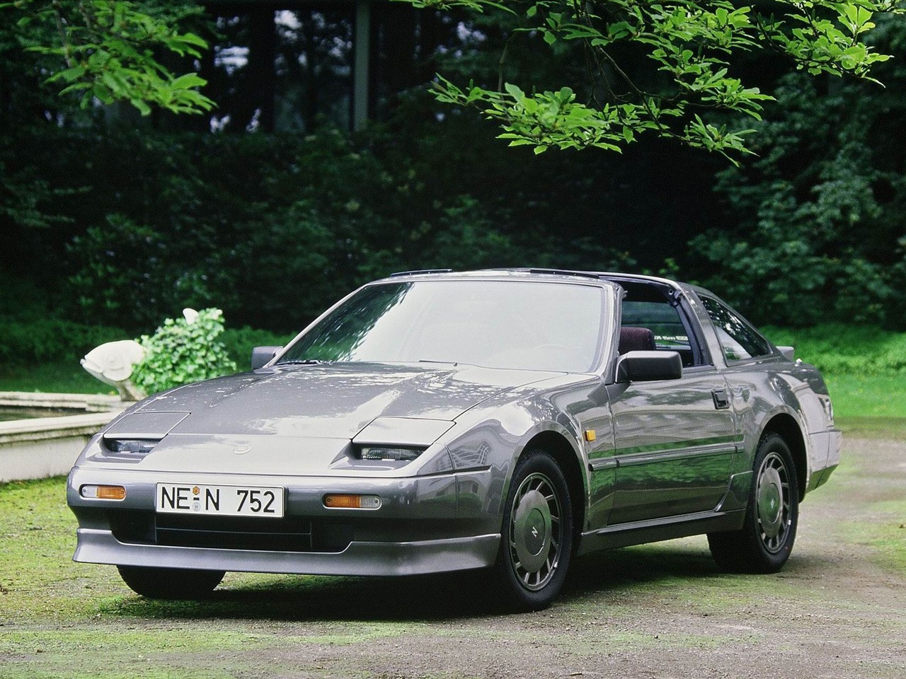Nissan 300 Zx photo 12