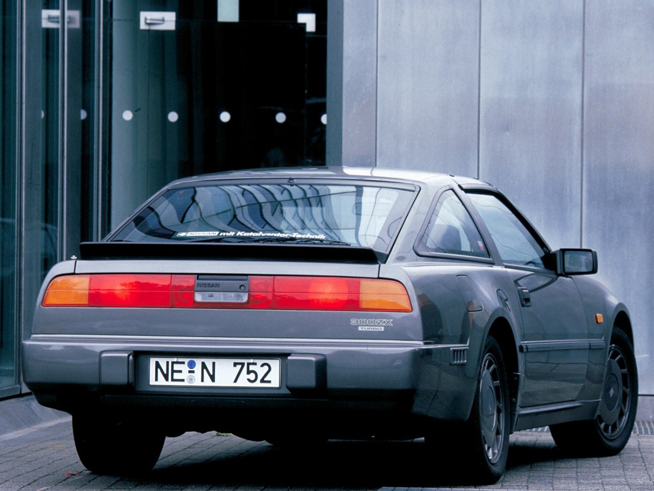 Nissan 300 Zx photo 16
