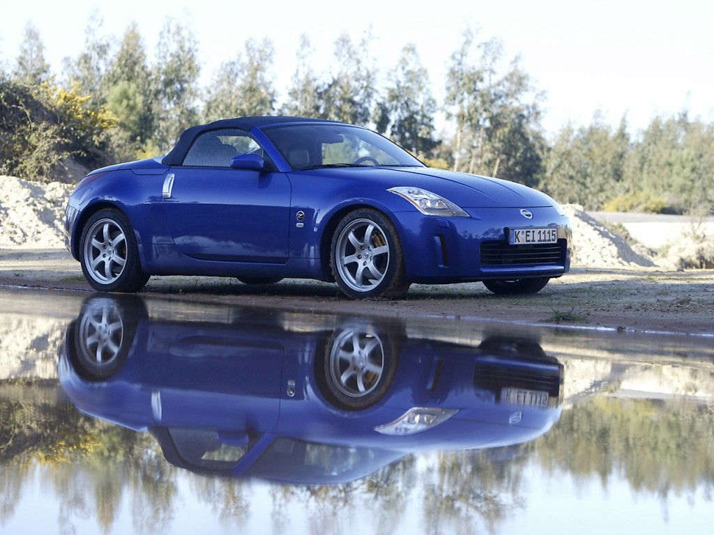 Nissan 350Z Roadster photo 14