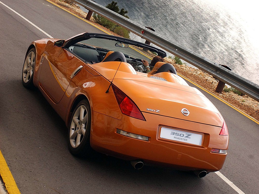 Nissan 350Z Roadster photo 21