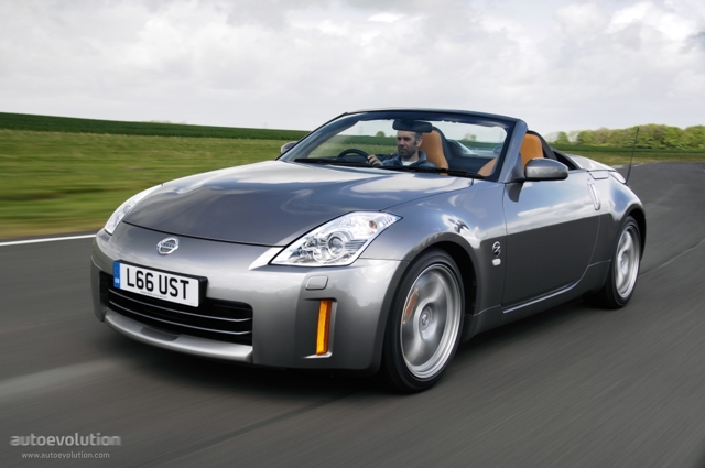 Nissan 350Z Roadster photo 1
