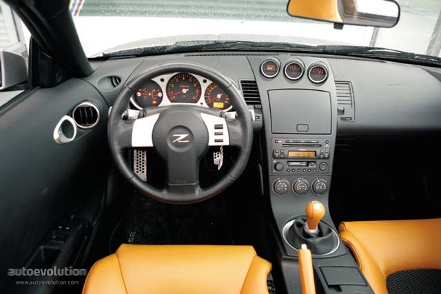 Nissan 350Z photo 7