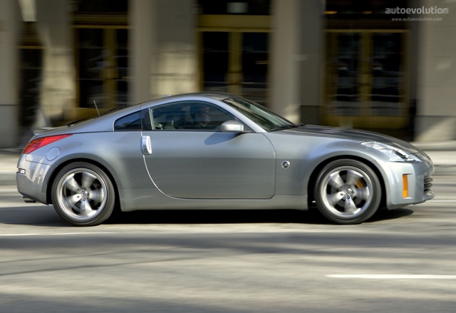 Nissan 350Z photo 5