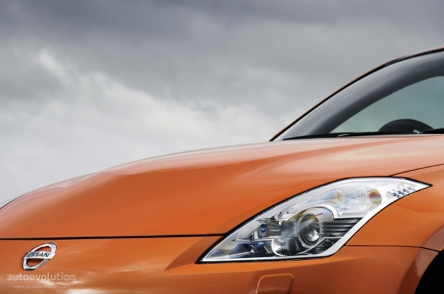 Nissan 350Z photo 15