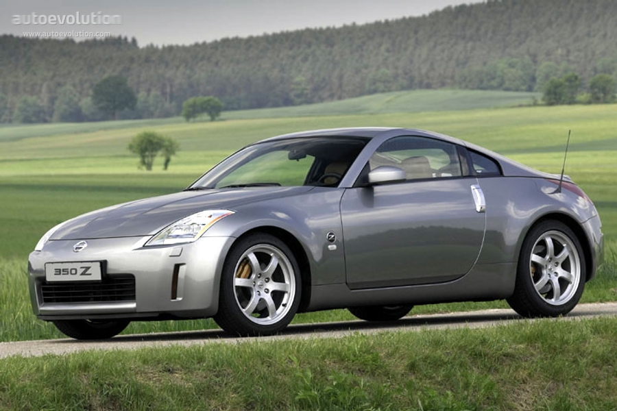 Nissan 350Z photo 2