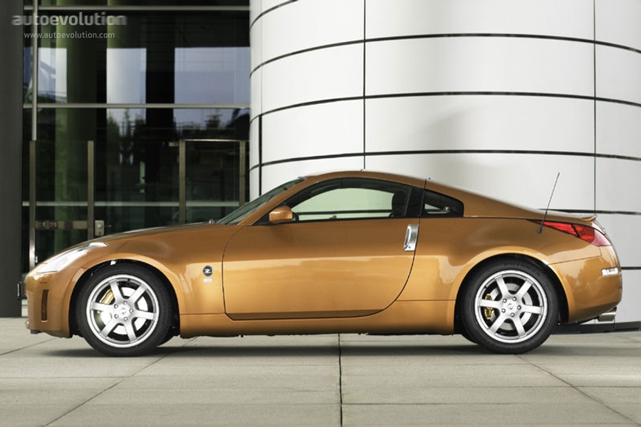 Nissan 350Z photo 4