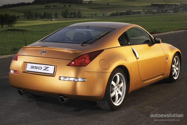 Nissan 350Z photo 8