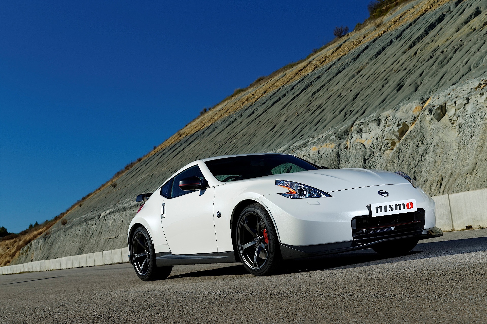 Nissan 370Z Nismo photo 14
