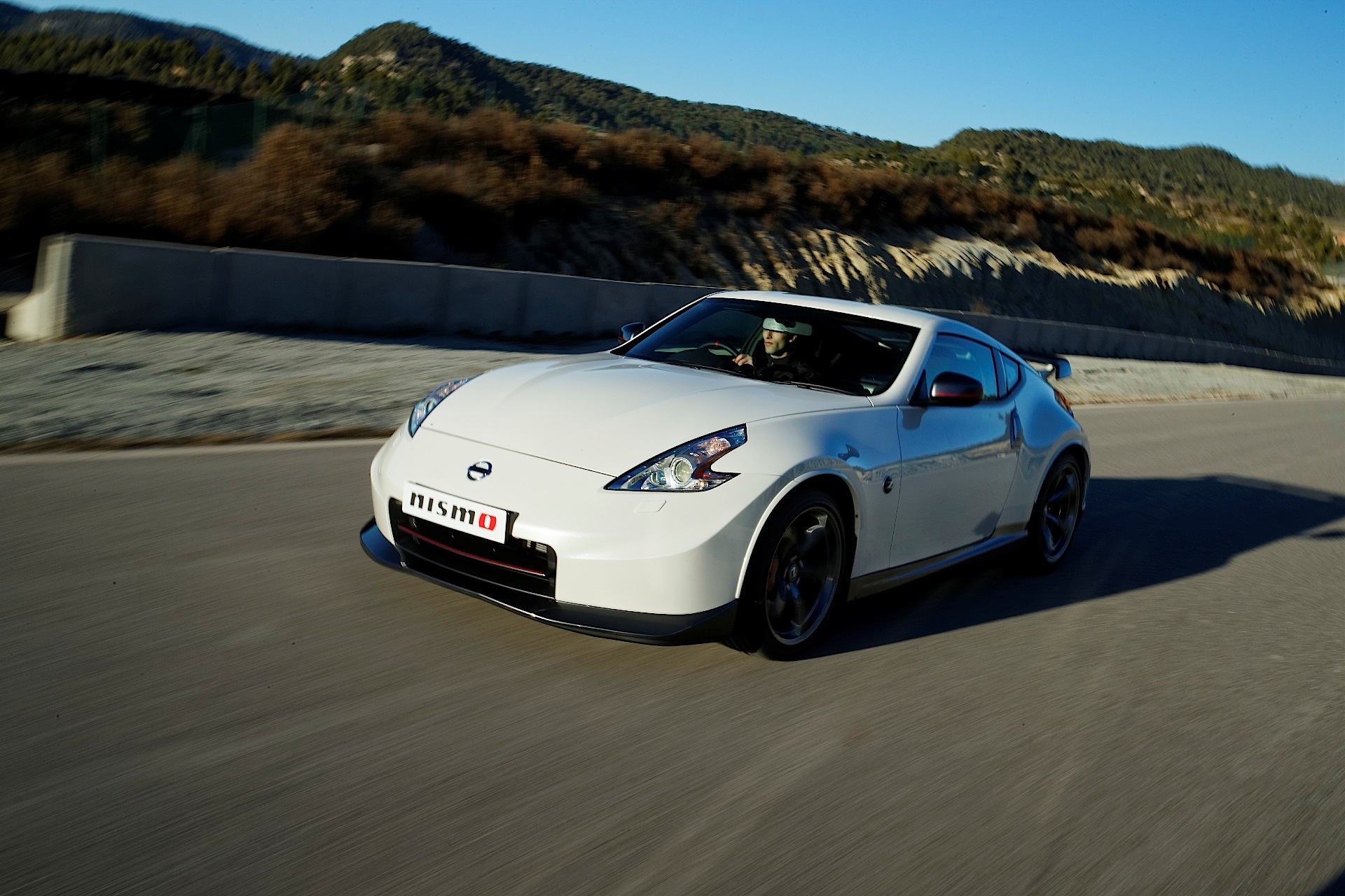 Nissan 370Z Nismo photo 21