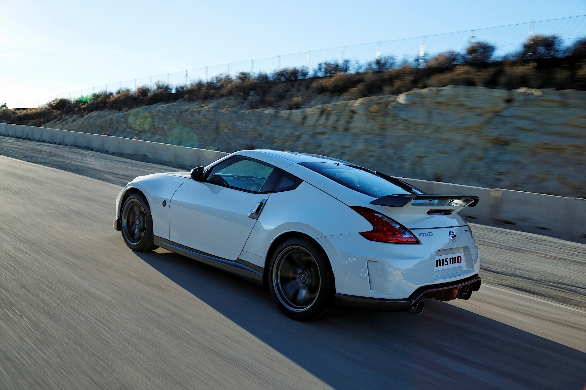 Nissan 370Z Nismo photo 33