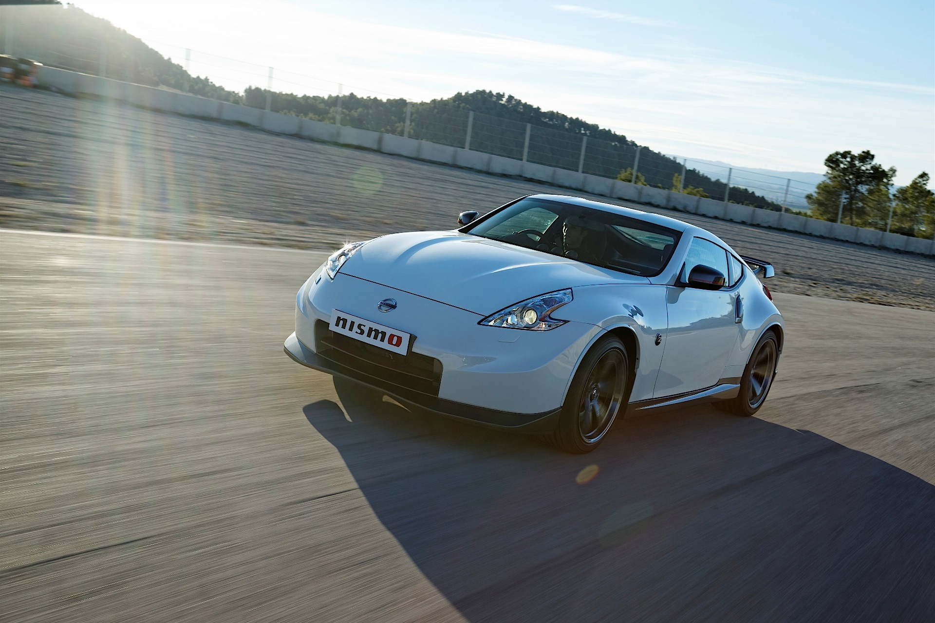 Nissan 370Z Nismo photo 34