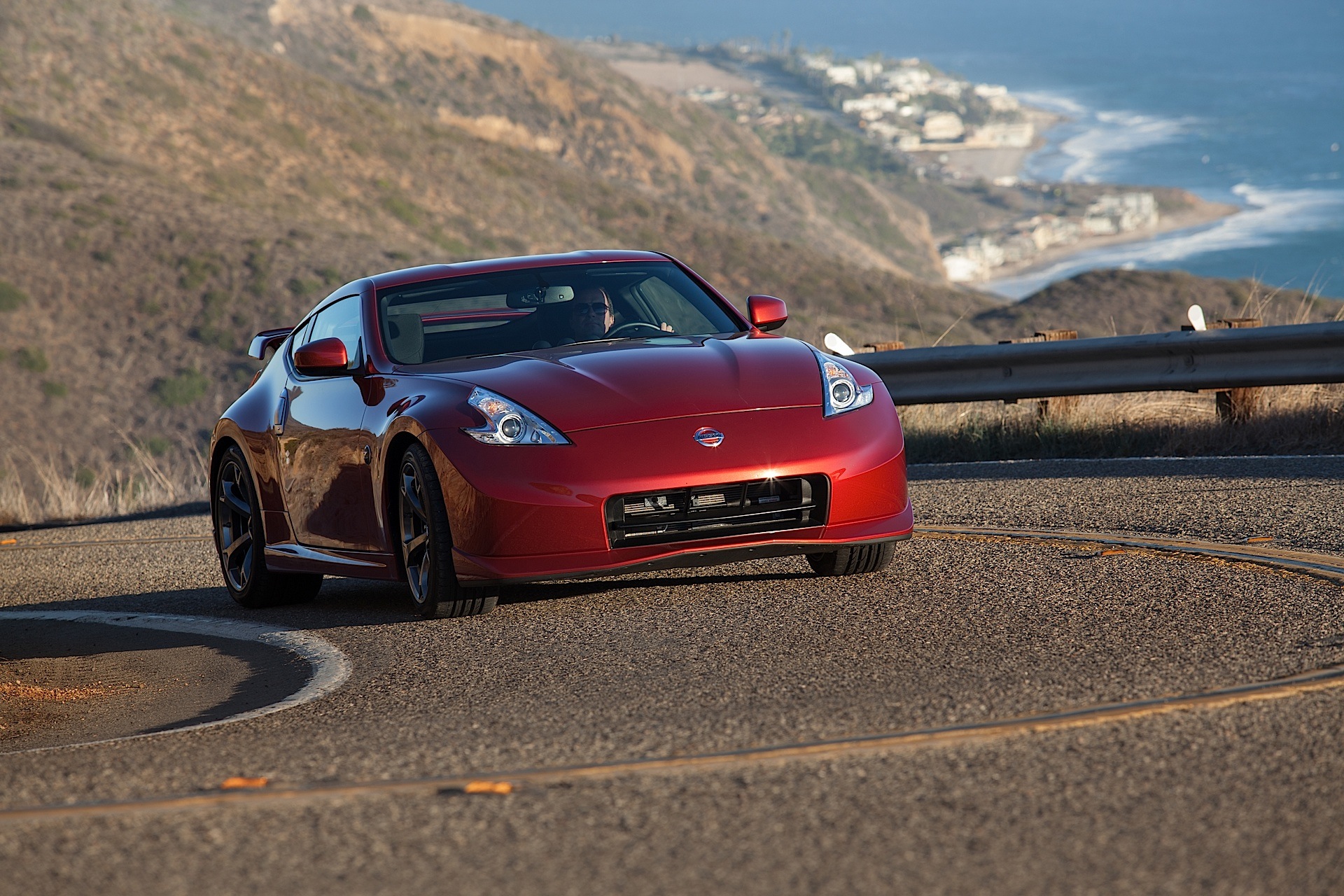 Nissan 370Z Nismo photo 4