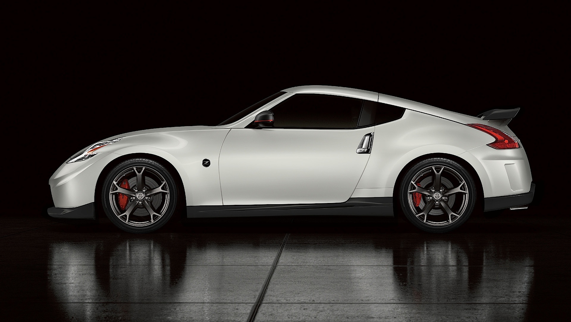 Nissan 370Z Nismo photo 3