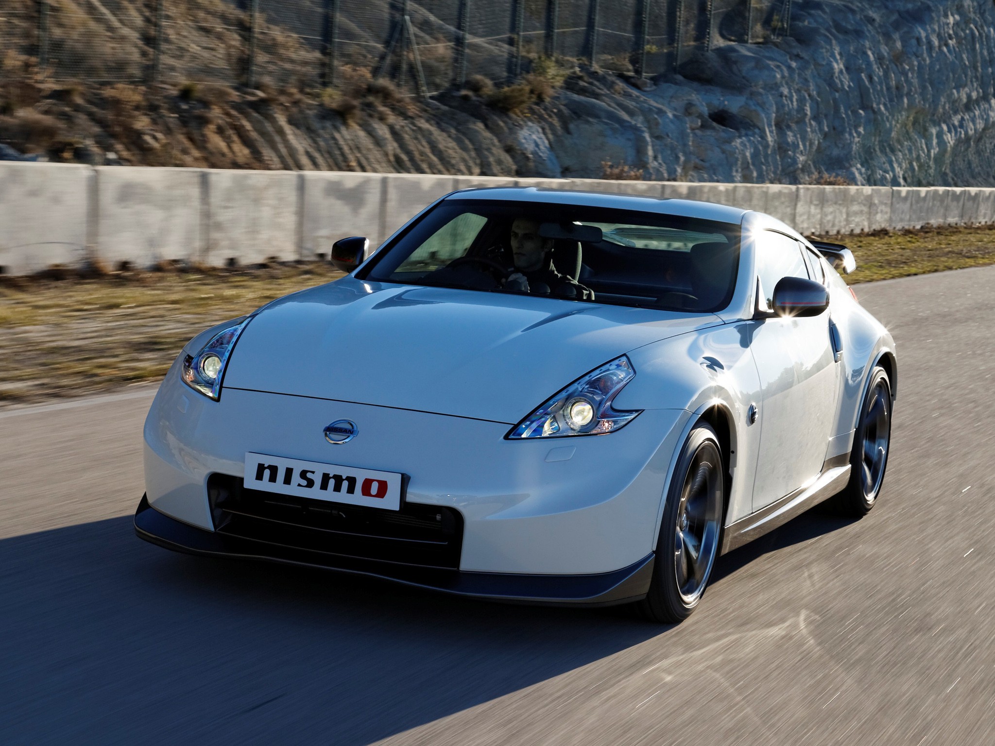 Nissan 370Z Nismo photo 19