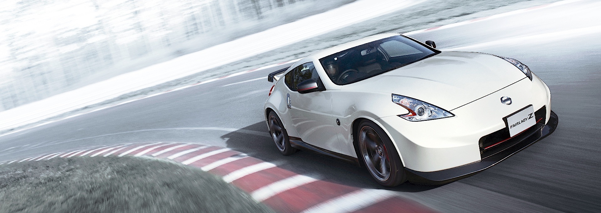 Nissan 370Z Nismo photo 4