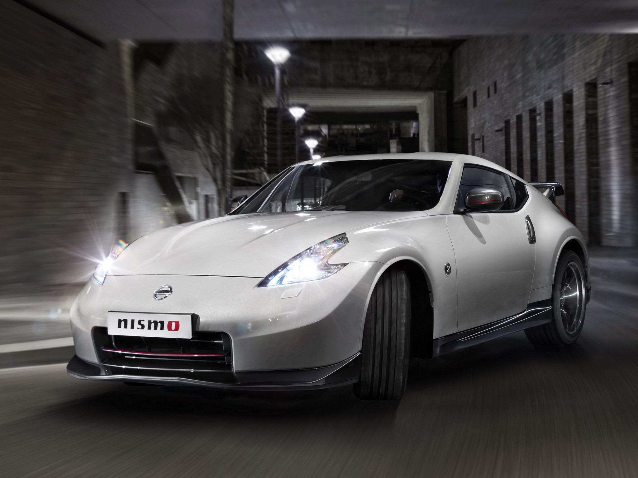Nissan 370Z Nismo photo 32