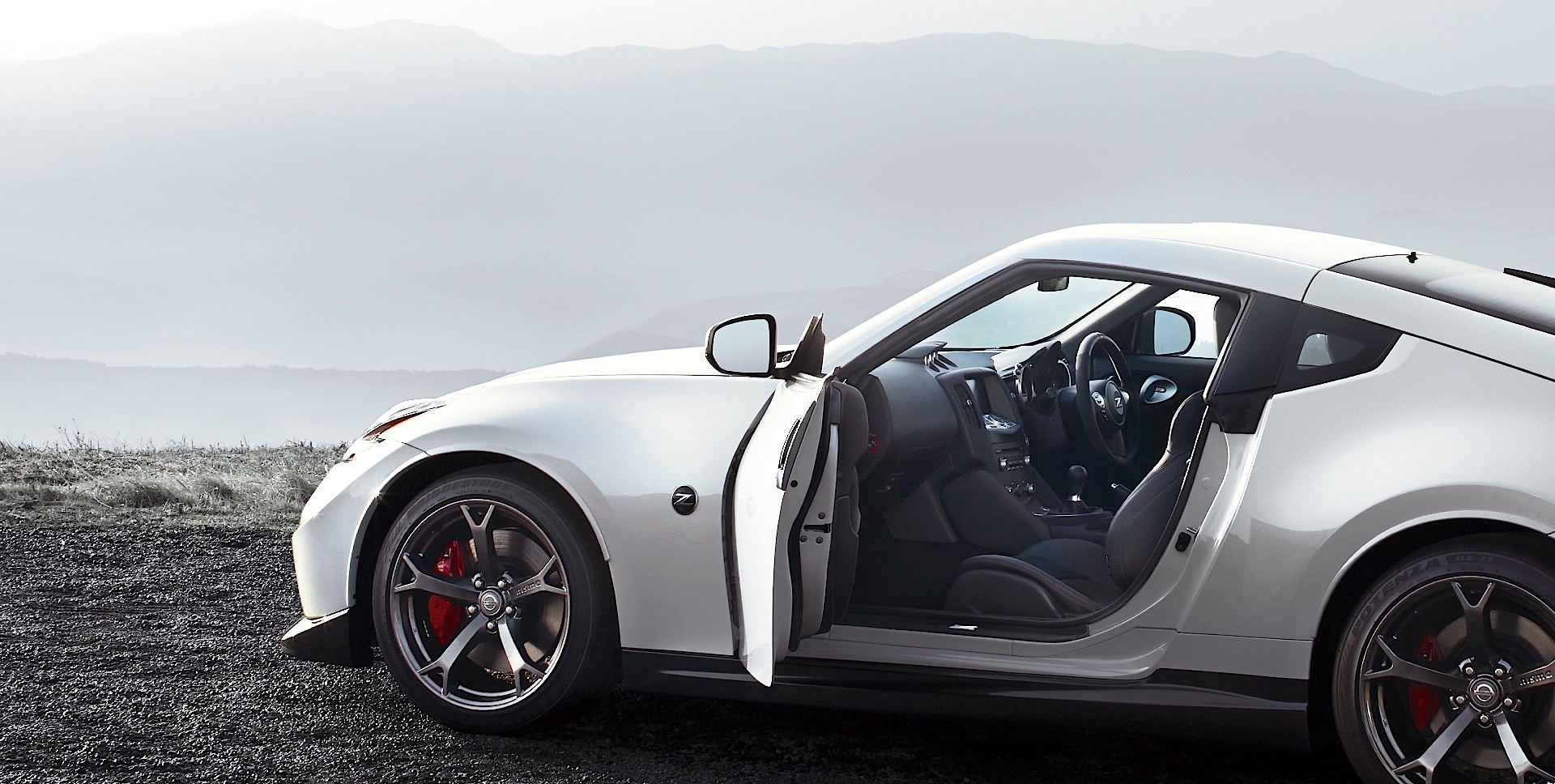 Nissan 370Z Nismo photo 6