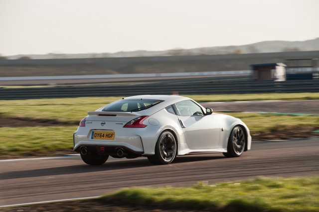 Nissan 370Z Nismo photo 4