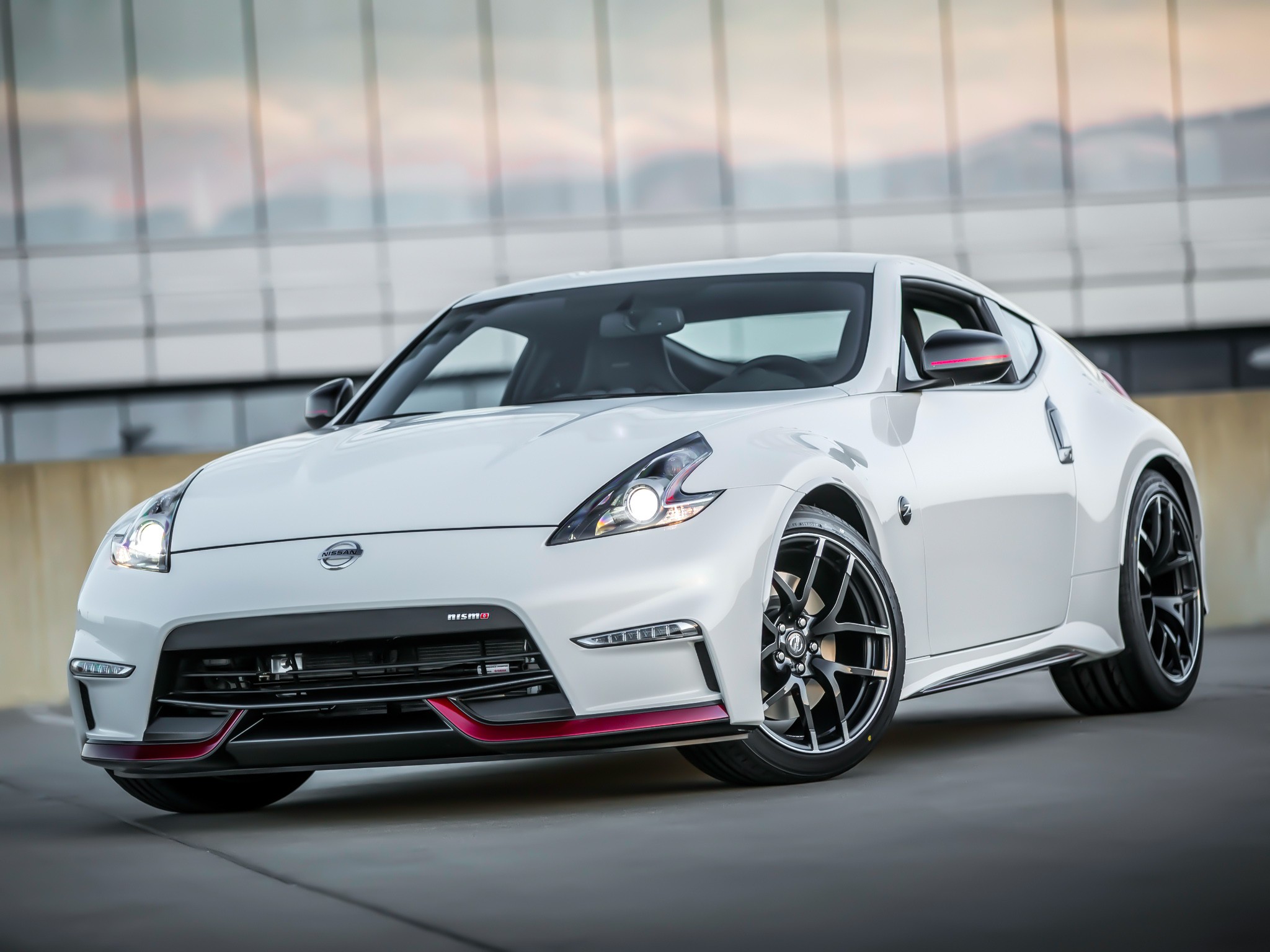 Nissan 370Z Nismo photo 12